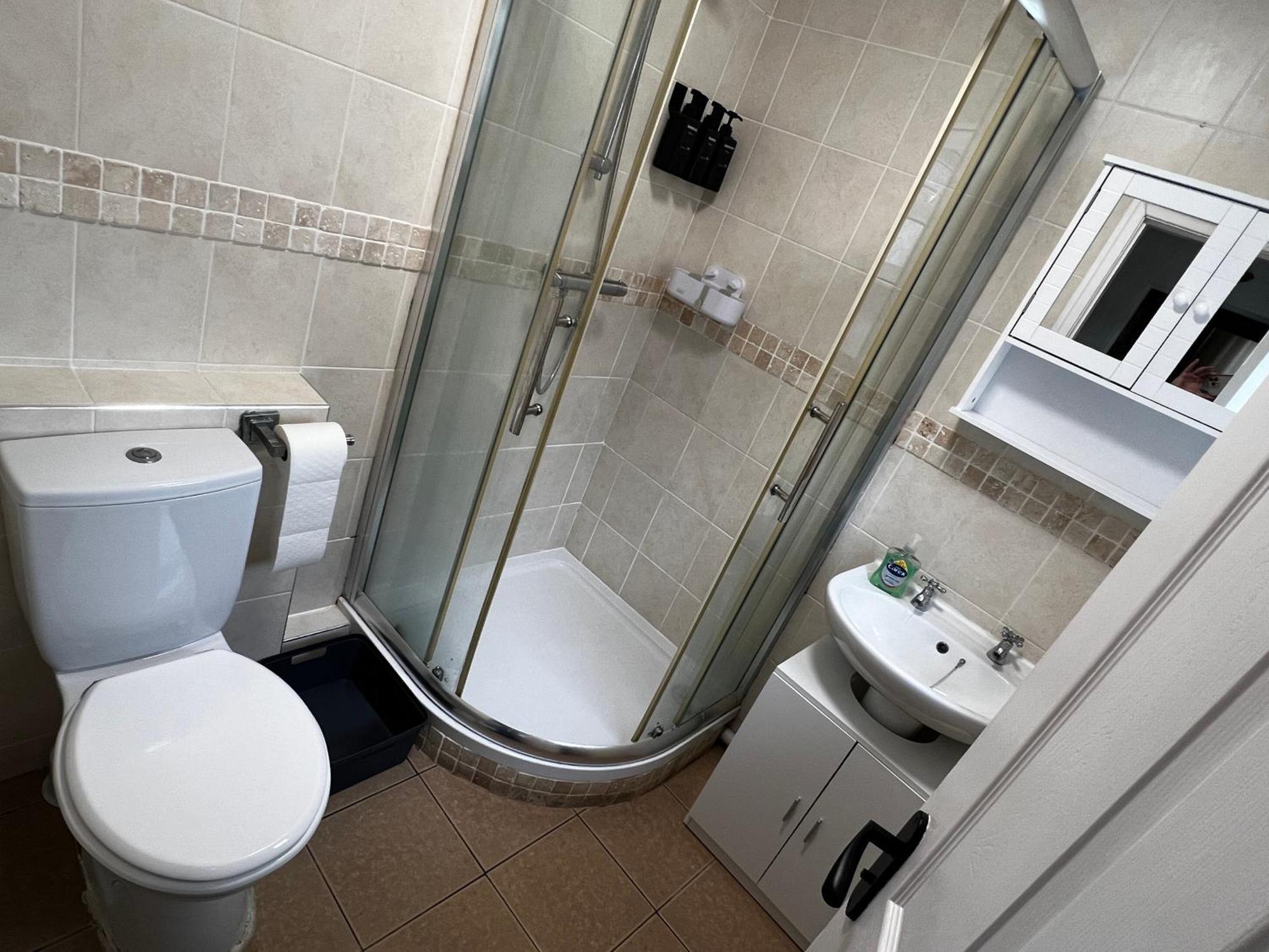 Robin'S Hollow: 2Bd Home Near Wrexham Afc Ngoại thất bức ảnh