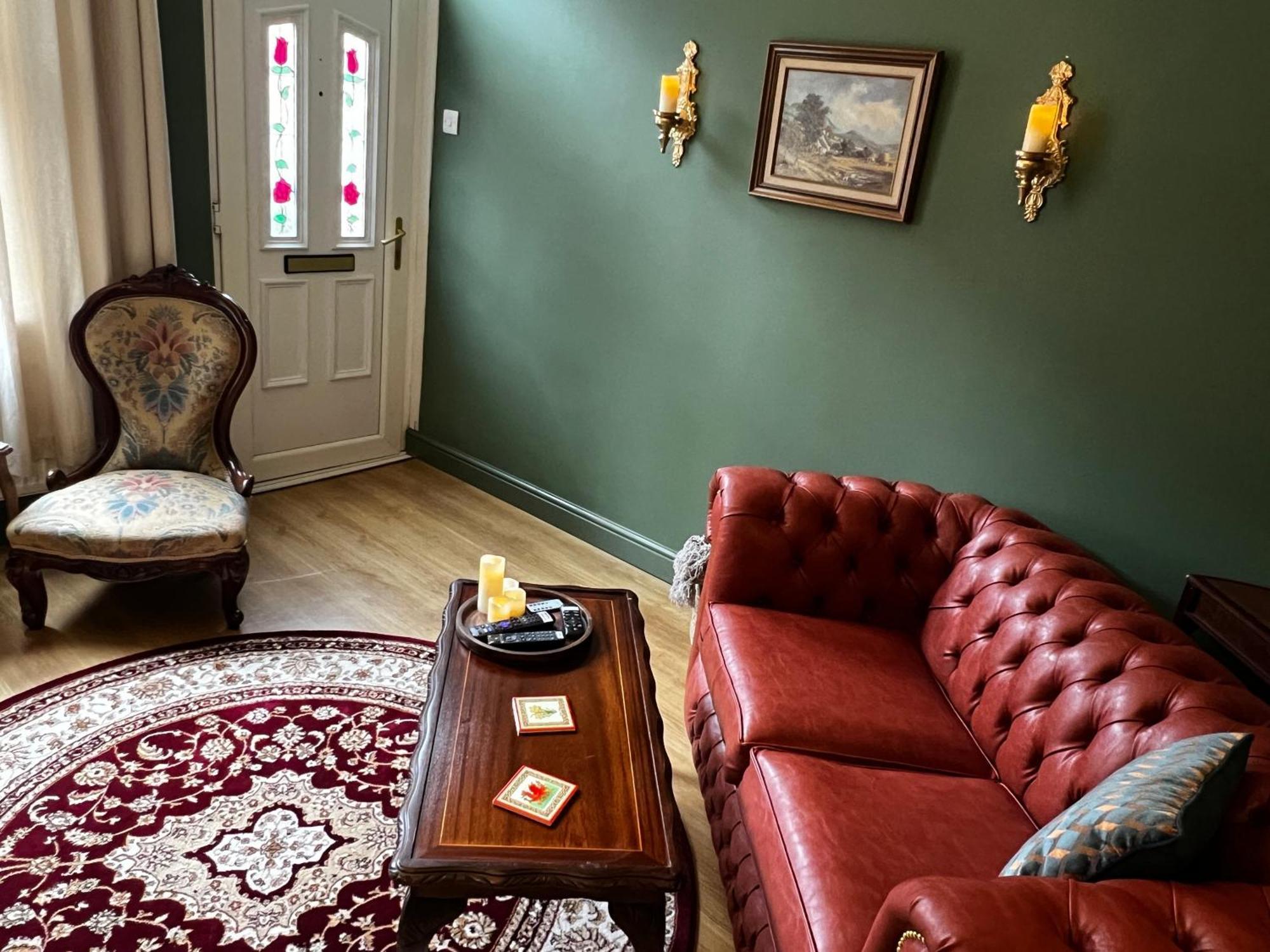 Robin'S Hollow: 2Bd Home Near Wrexham Afc Ngoại thất bức ảnh